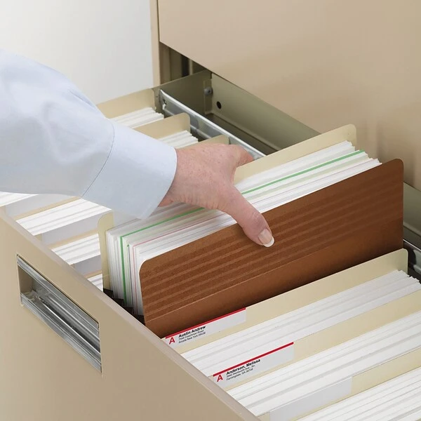 Smead Easy Grip Redrope File Pockets, 5.25" Expansion, Letter Size, Brown, 10/Box (73209) 4 Smead Easy Grip Redrope File Pockets, 5.25" Expansion, Letter Size, Brown, 10/Box (73209) - Image 2